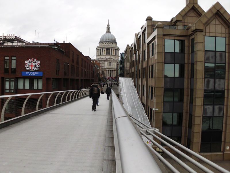 gal/England/London, Millenium Bridge/DSCI0016.JPG